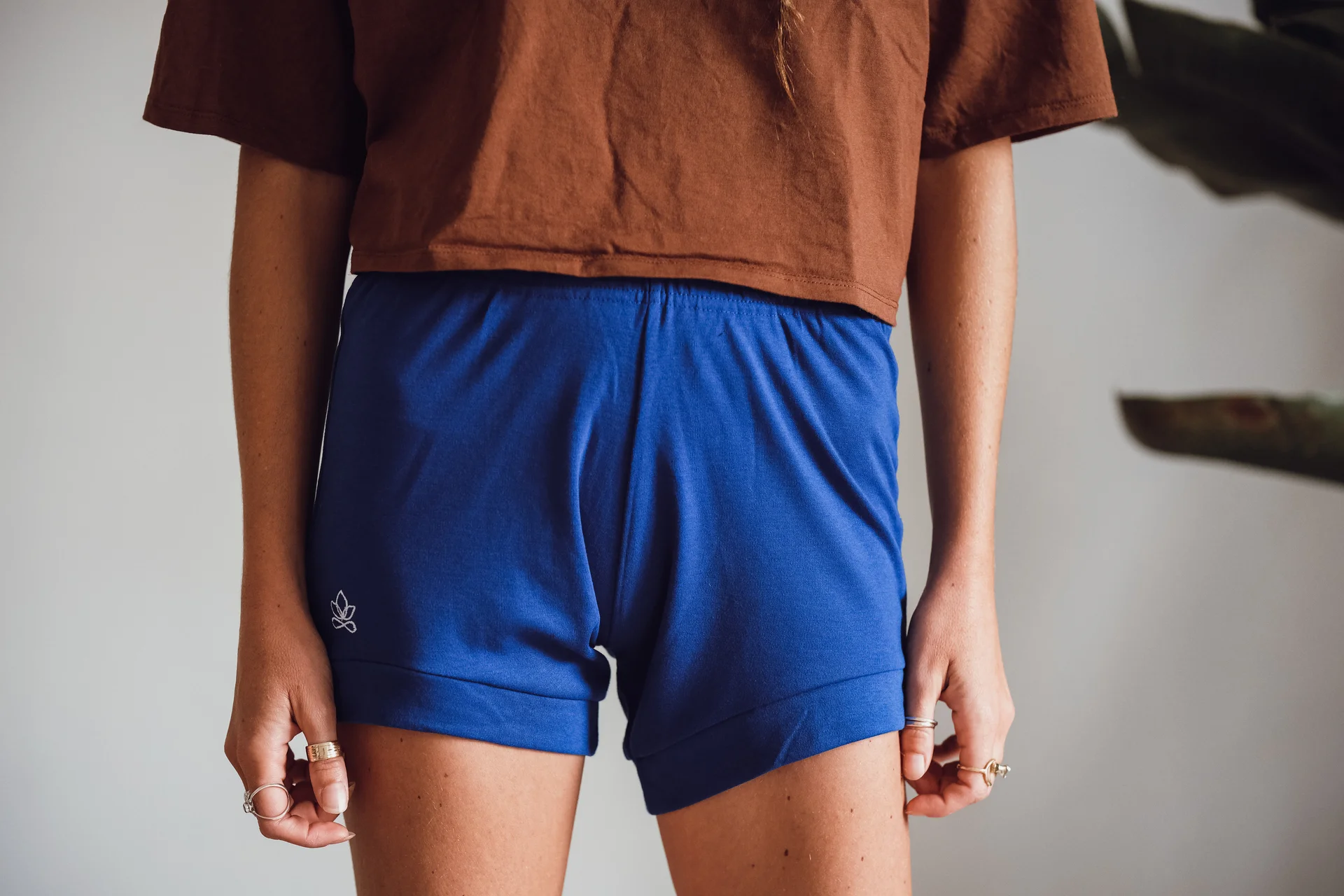 Iyengar yoga shorts Run To Yoga